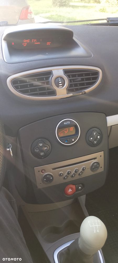 Renault Clio 1.5 dCi Dynamique - 9