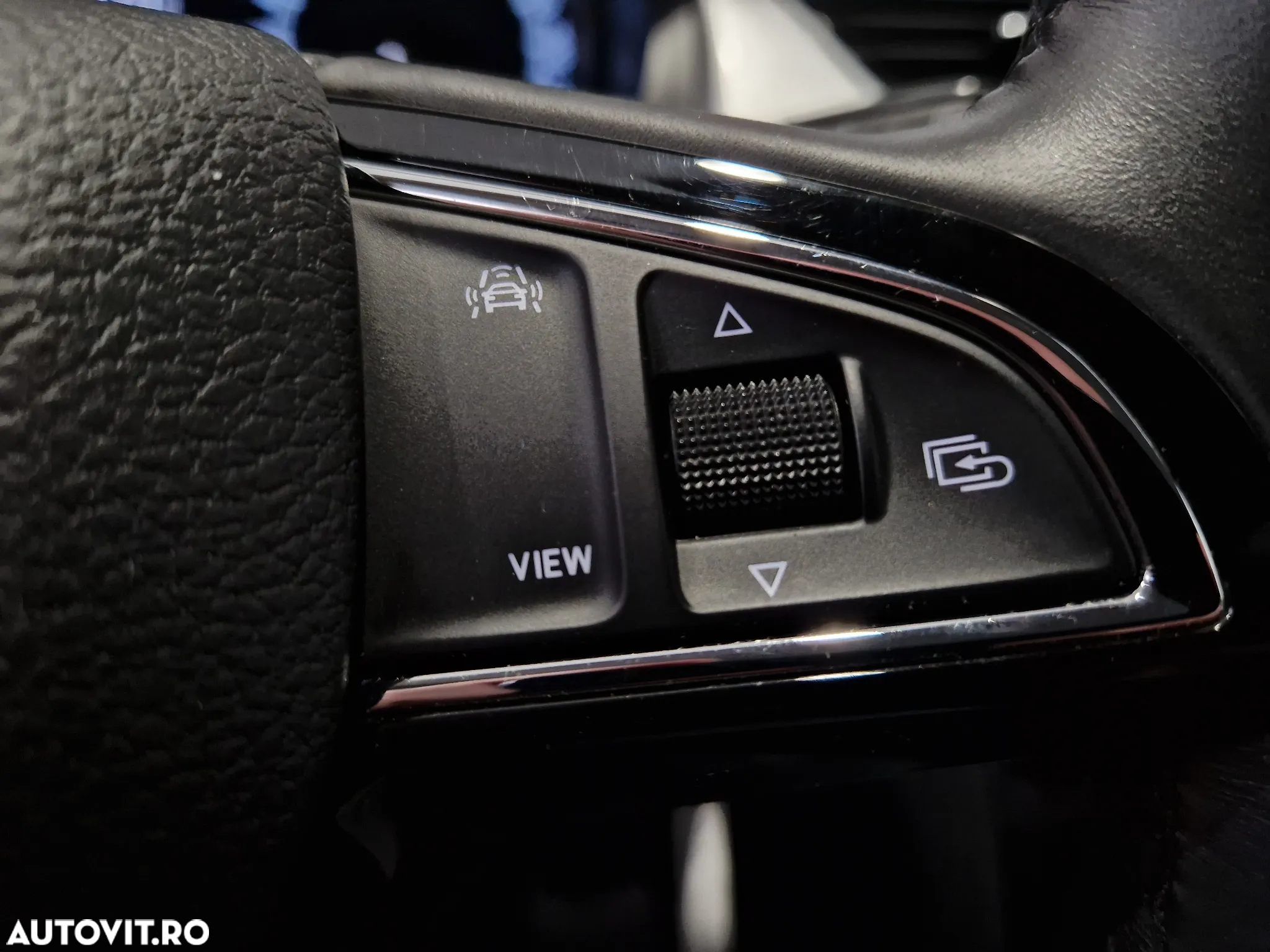 Skoda RAPID 1.0 TSI Ambition - 19