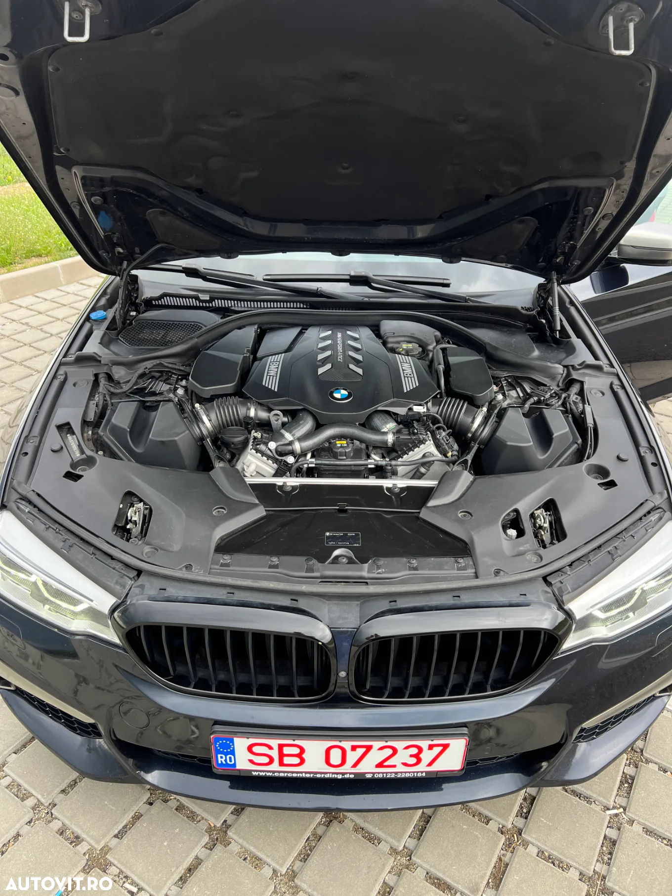 BMW M5 M550i xDrive AT - 15