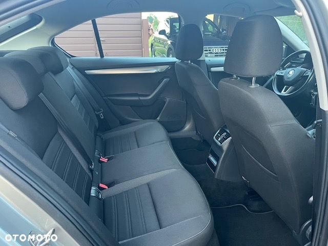 Skoda Octavia 1.5 TSI ACT DSG Style - 13