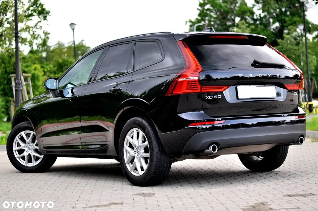 Volvo XC 60 T4 Momentum - 9