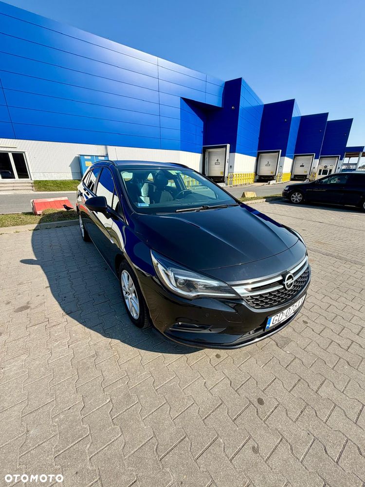 Opel Astra 1.6 CDTI Sport - 2
