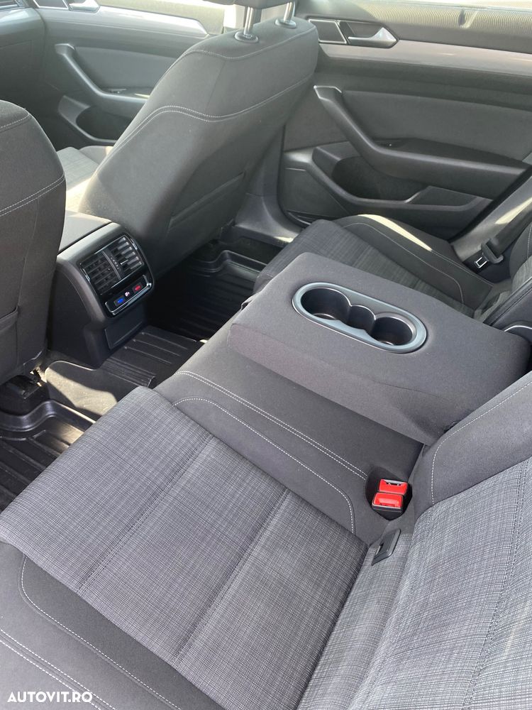 Volkswagen Passat 2.0 TDI SCR DSG Highline - 26