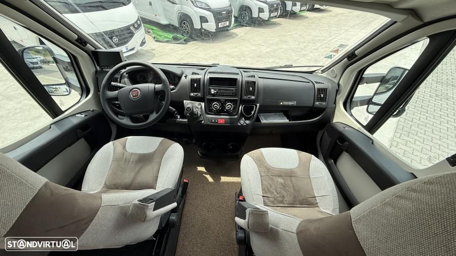Pilote Essential P650 Cama Central - 10