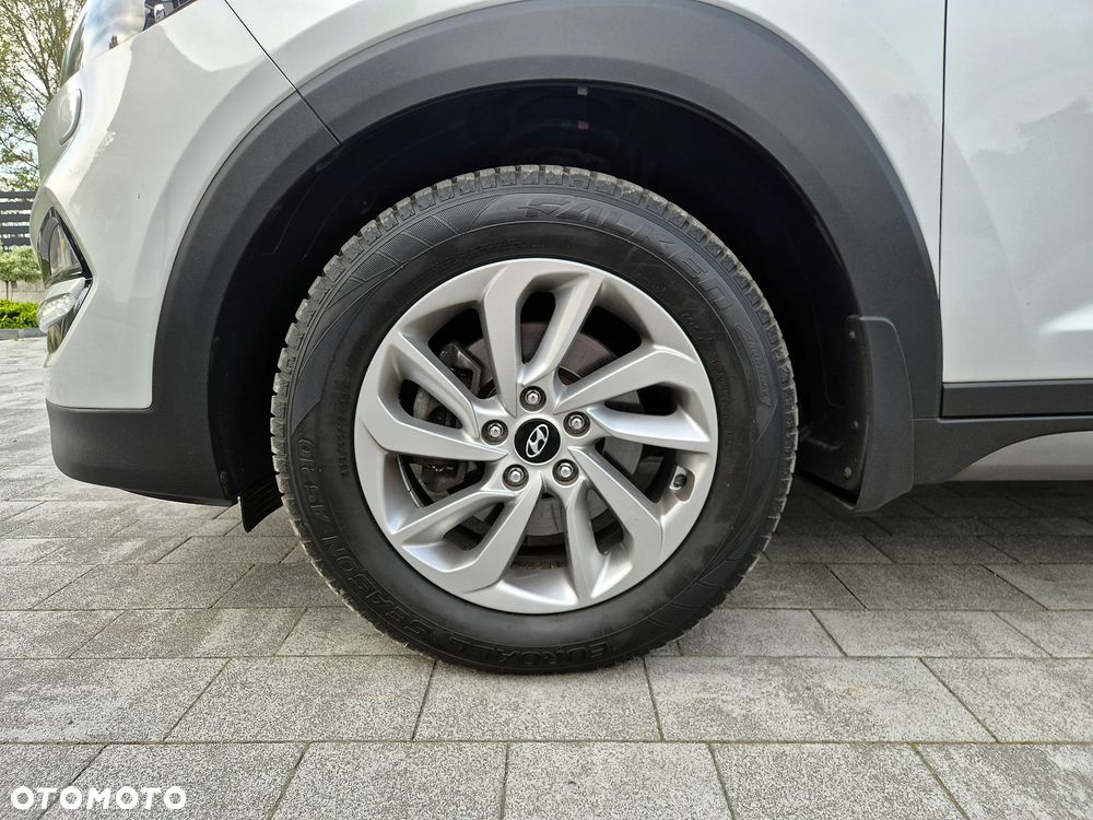 Hyundai Tucson 1.6 GDi 2WD Premium - 24