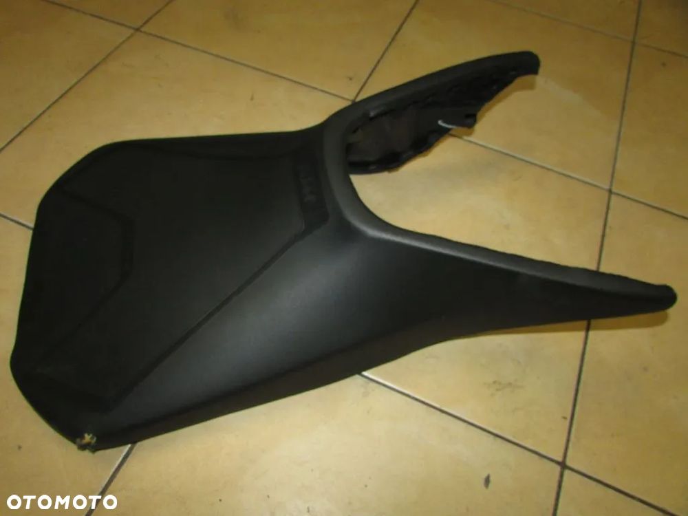 KTM Duke 125 17-23 siedzenie kierowcy - 1