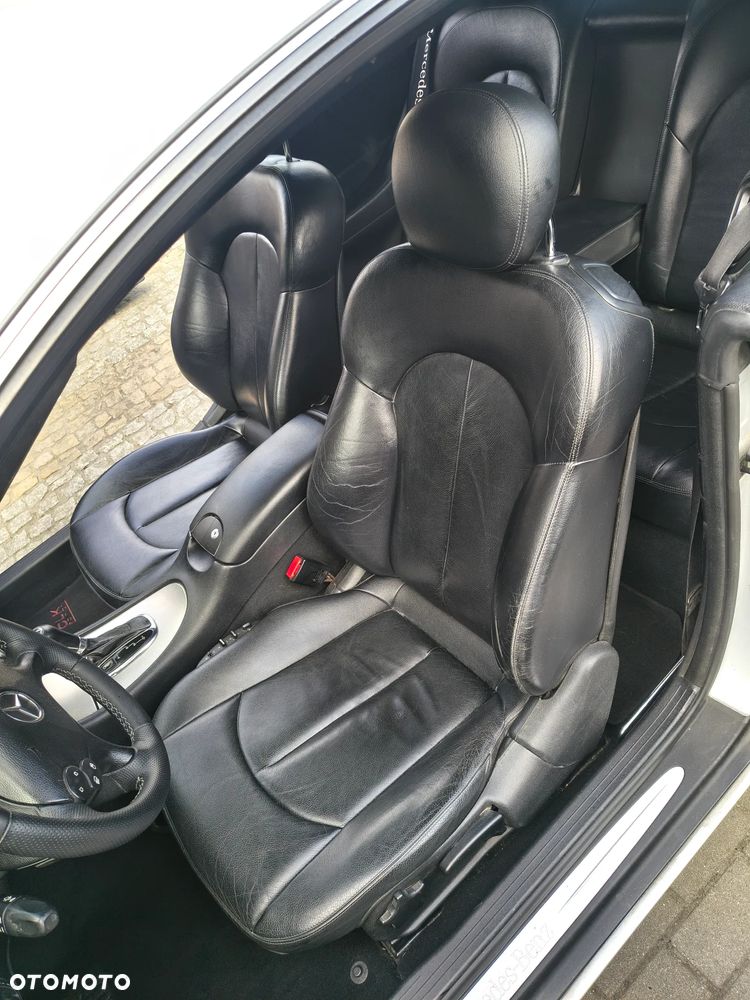 Mercedes-Benz CLK - 14