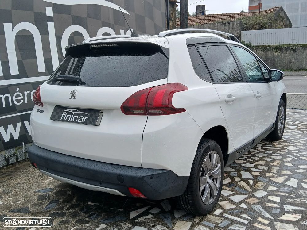 Peugeot 2008 1.5 BlueHDi Style - 6