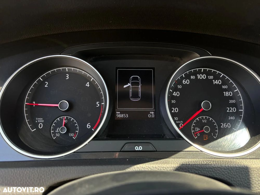Volkswagen Golf 1.6 TDI Comfortline - 13