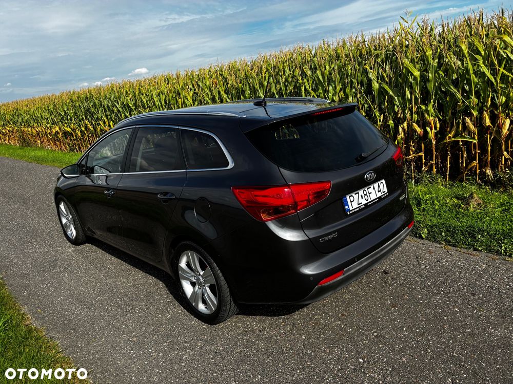 Kia Ceed - 26