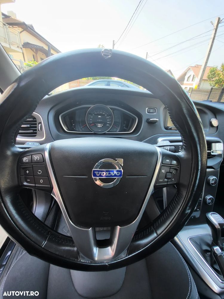 Volvo V40 D2 - 7