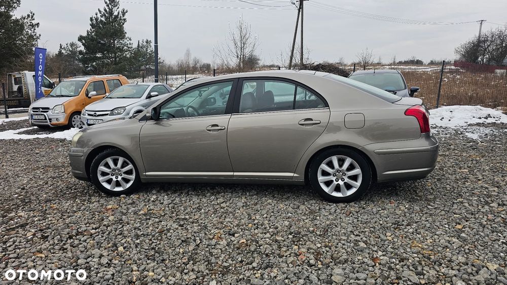 Toyota Avensis 2.0 D-4D 2010 - 10