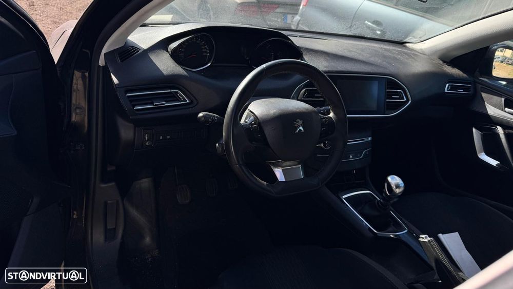 Peugeot 308 Sw 1.6 Hdi de 2016 para peças - 5