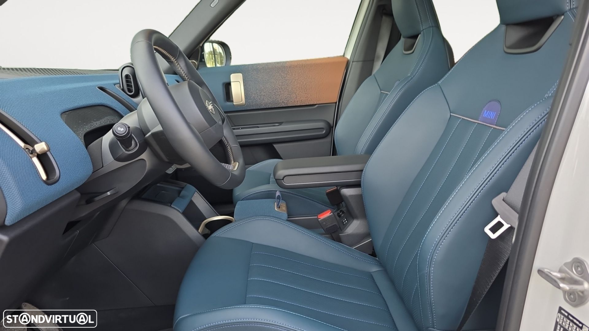 MINI Countryman E Favoured L - 11