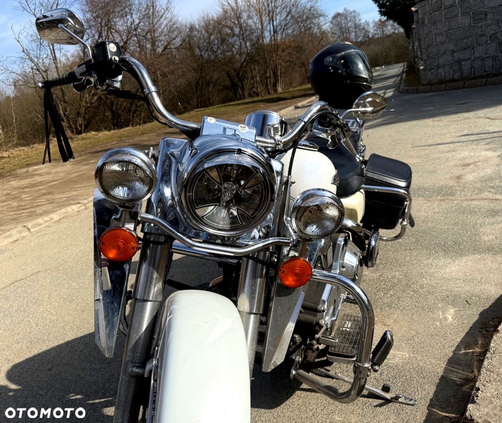 Harley-Davidson Touring Road King - 17