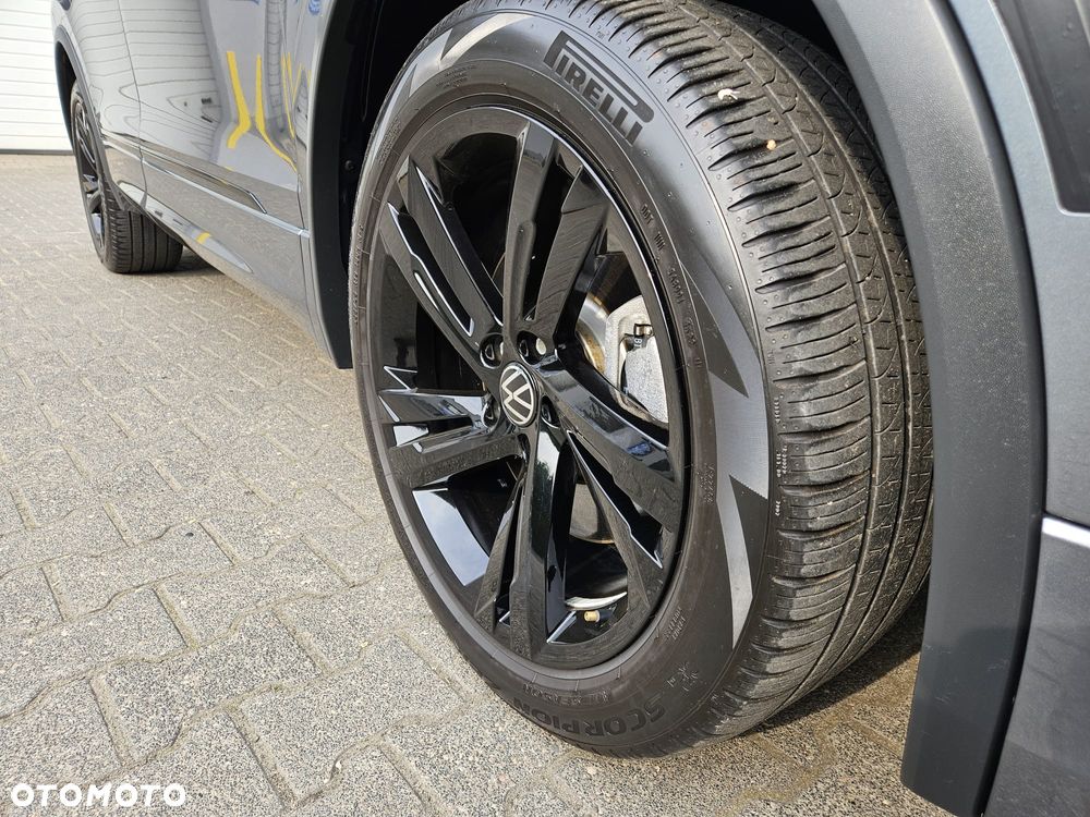 Volkswagen Tiguan Allspace - 10