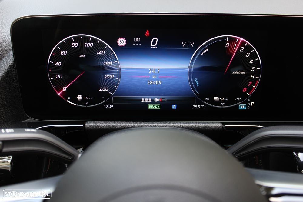 Mercedes-Benz GLA 250 e 8G-DCT AMG Line - 23