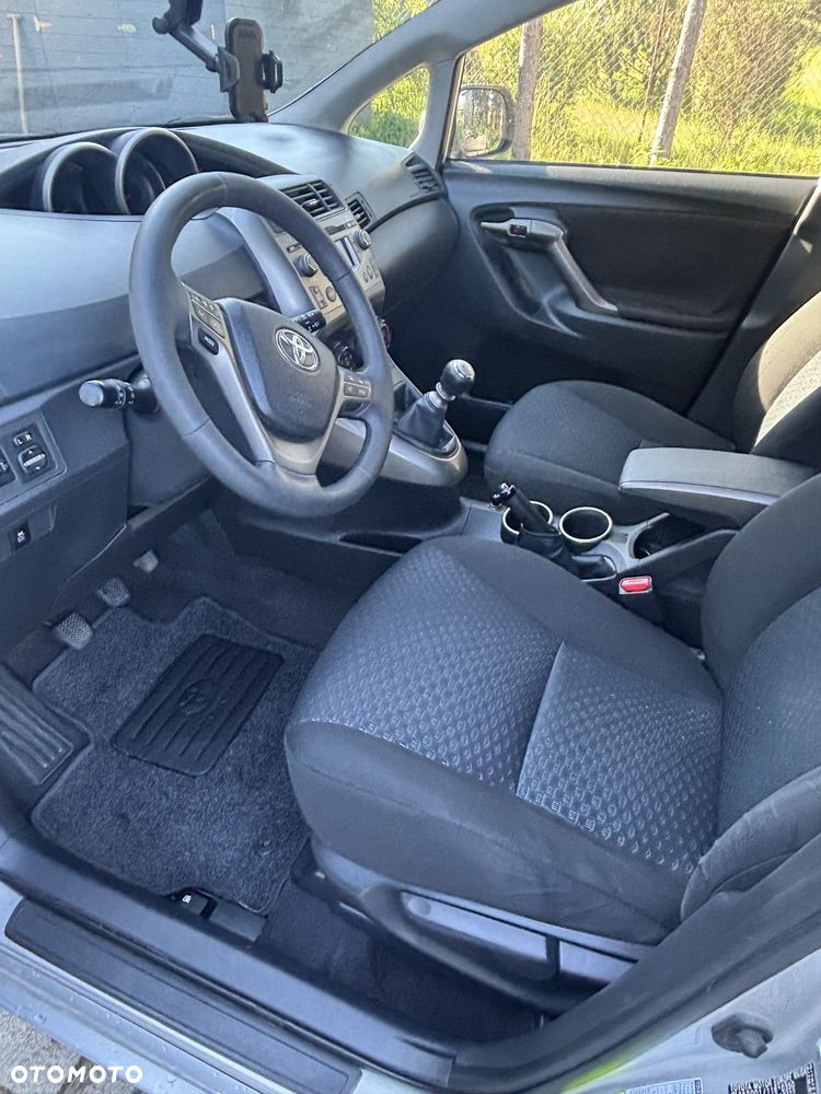 Toyota Verso - 7