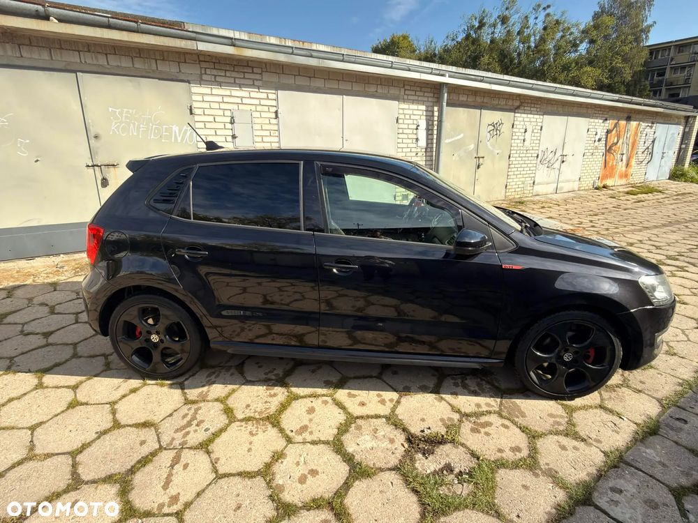 Volkswagen Polo 1.4 DSG GTI - 4