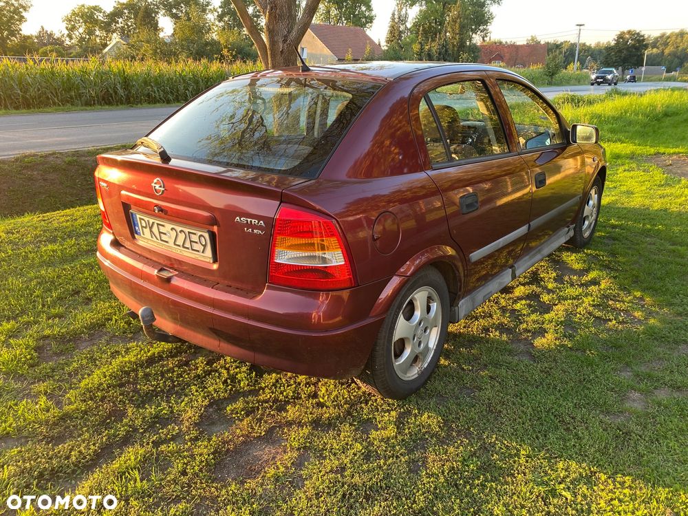 Opel Astra 1.4 16v Family - 5