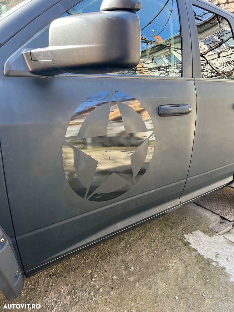 Dodge RAM - 2