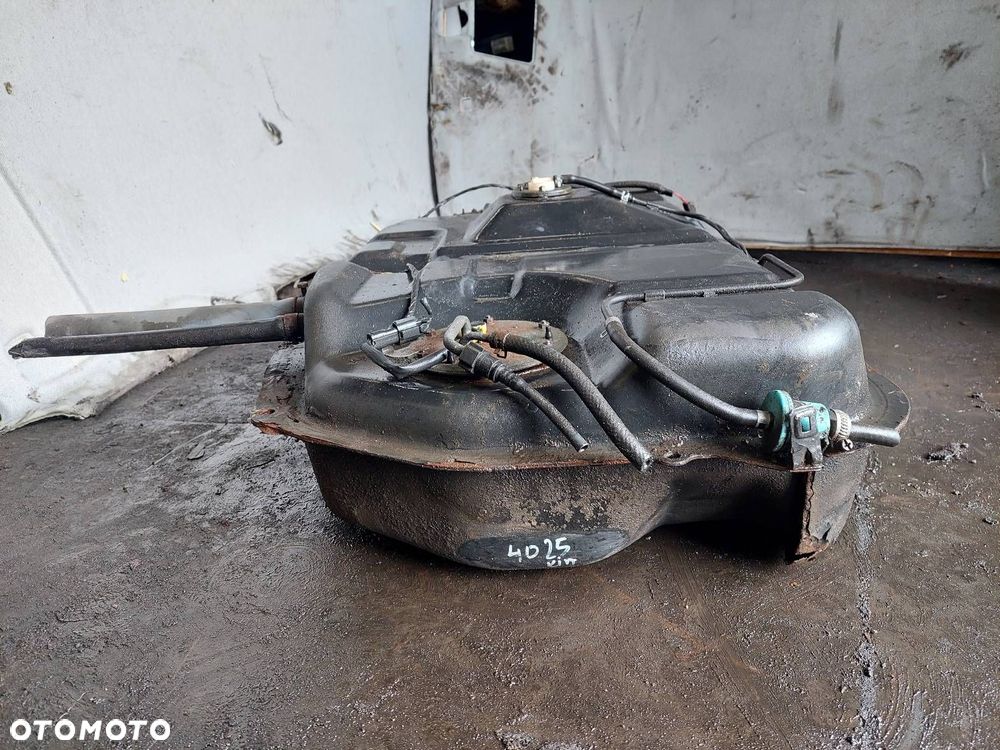 BAK ZBIORNIK PALIWA + POMPKA METALOWY KIA JOICE I 2.0 B - 5