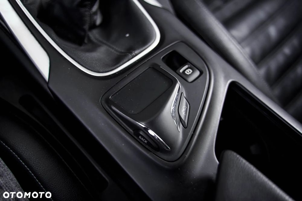 Opel Insignia 2.0 CDTI Cosmo S&S - 22