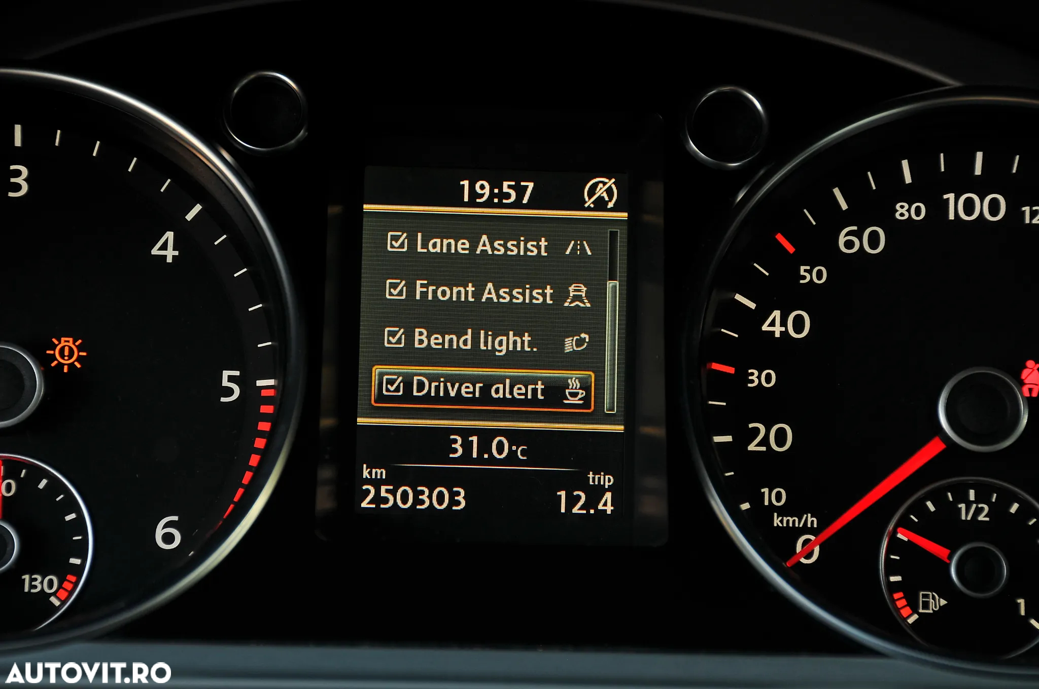 Volkswagen Passat CC 2.0 TDI DSG BMT - 25