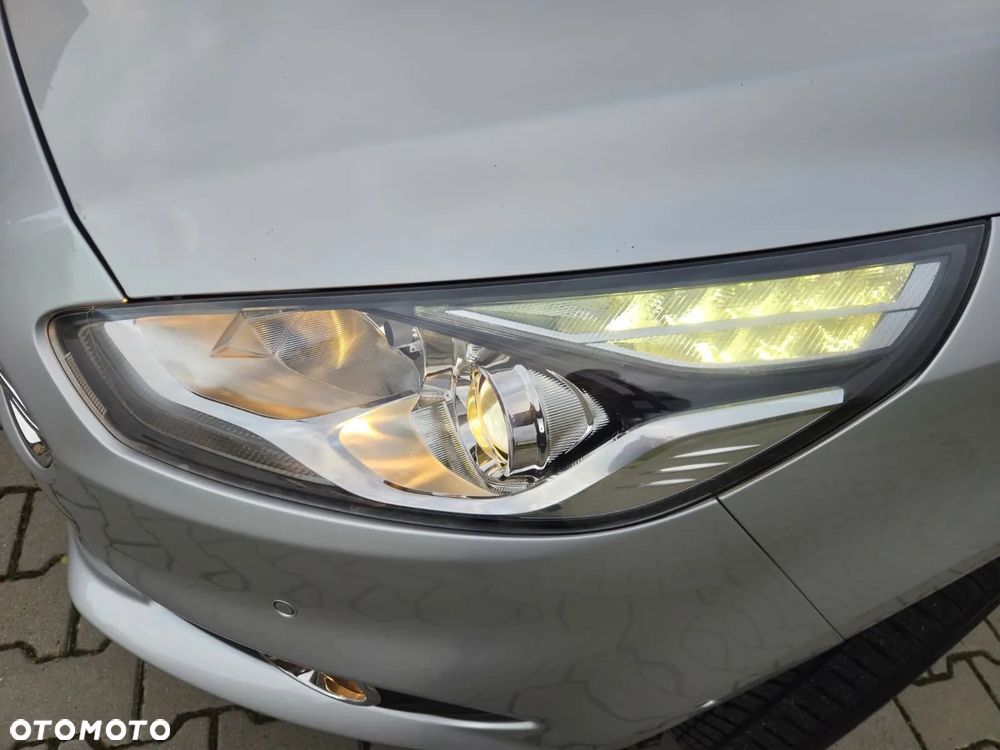 Ford S-Max 2.0 TDCi Business - 28