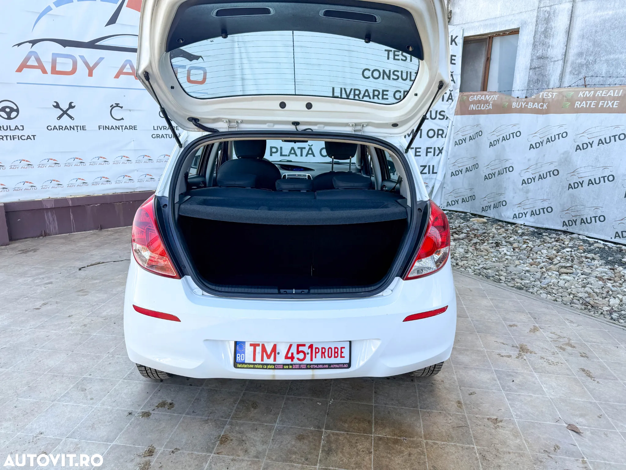 Hyundai i20 - 15