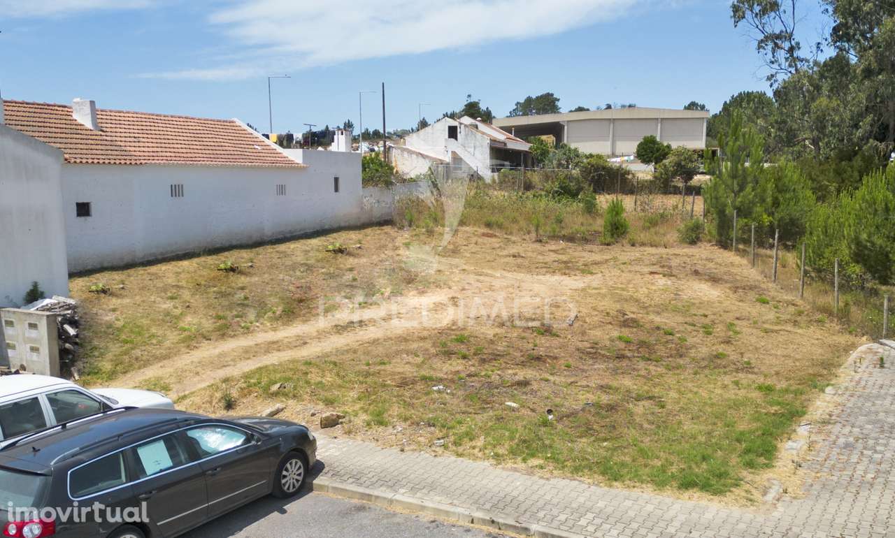 Lote de Terreno para construção de 4 fogos em São Teotónio - Grande imagem: 4/18