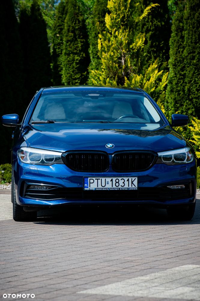BMW Seria 5 530d xDrive Sport Line - 4