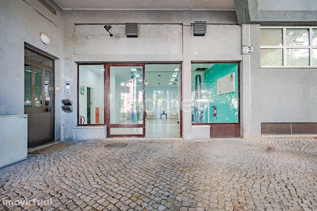 Loja em Algés / Miraflores - Grande imagem: 2/20