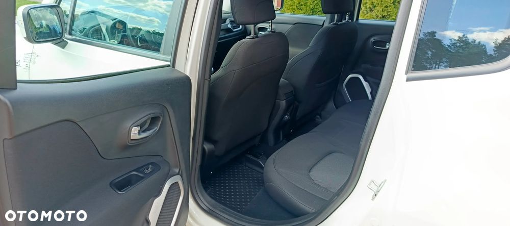 Jeep Renegade 1.6 E-TorQ Longitude FWD - 29