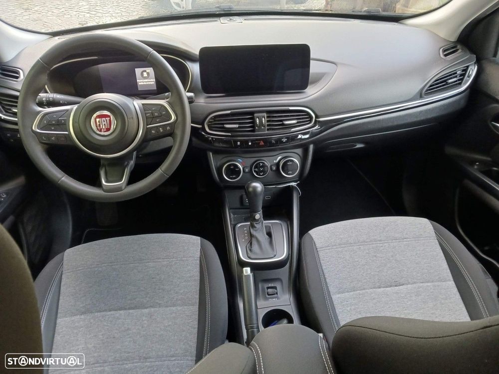 Fiat Tipo Station Wagon Cross 1.5 GSE T4 Cross DCT — fotografia 11