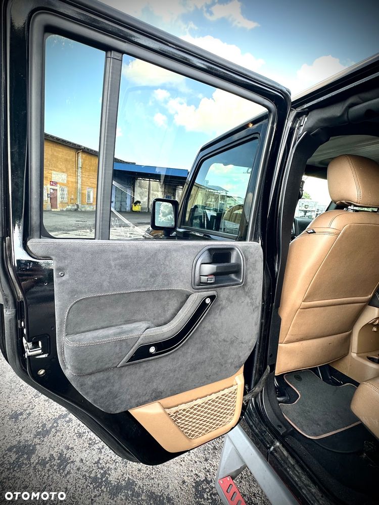 Jeep Wrangler 2.8 CRD Unlim Sahara - 7