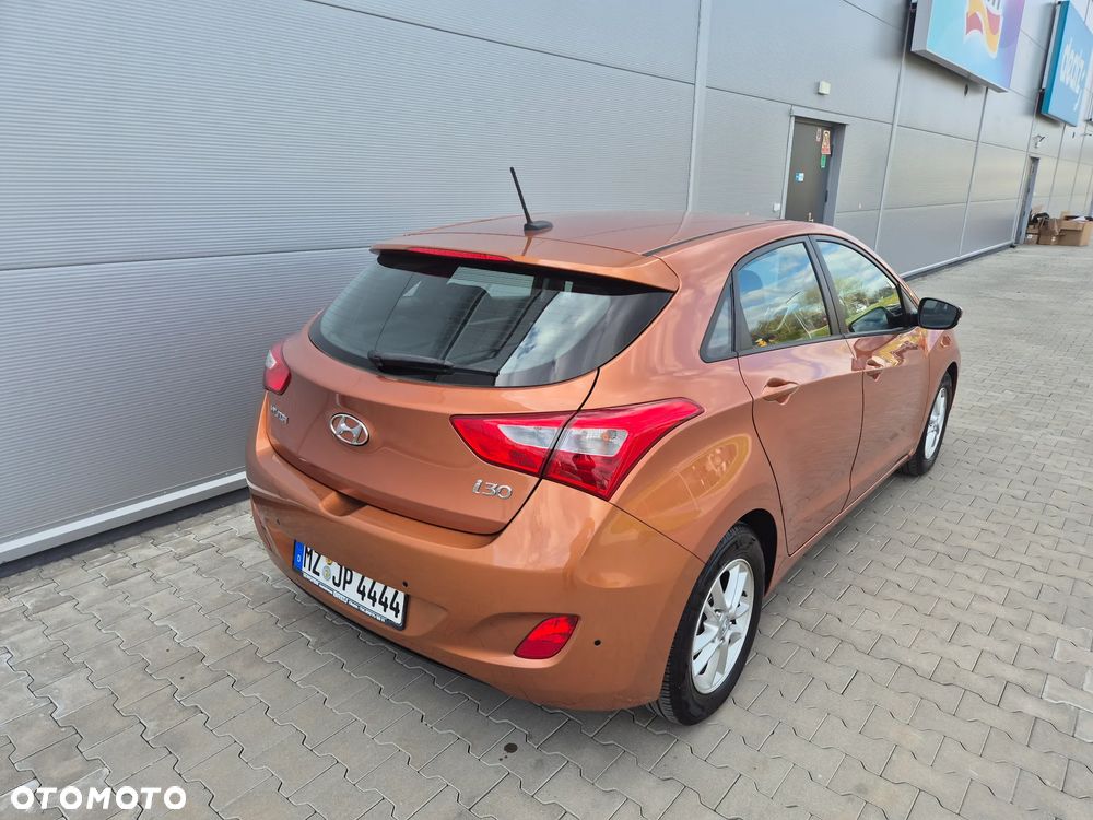 Hyundai i30 1.4 Passion - 7