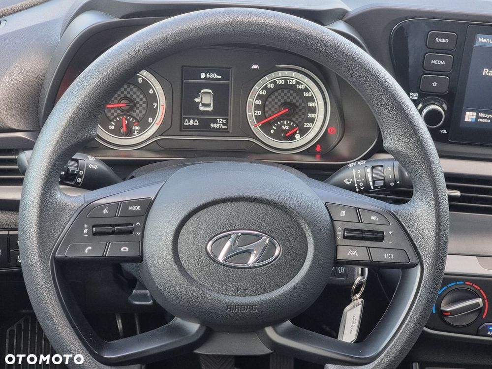 Hyundai i20 1.2 Pure - 24