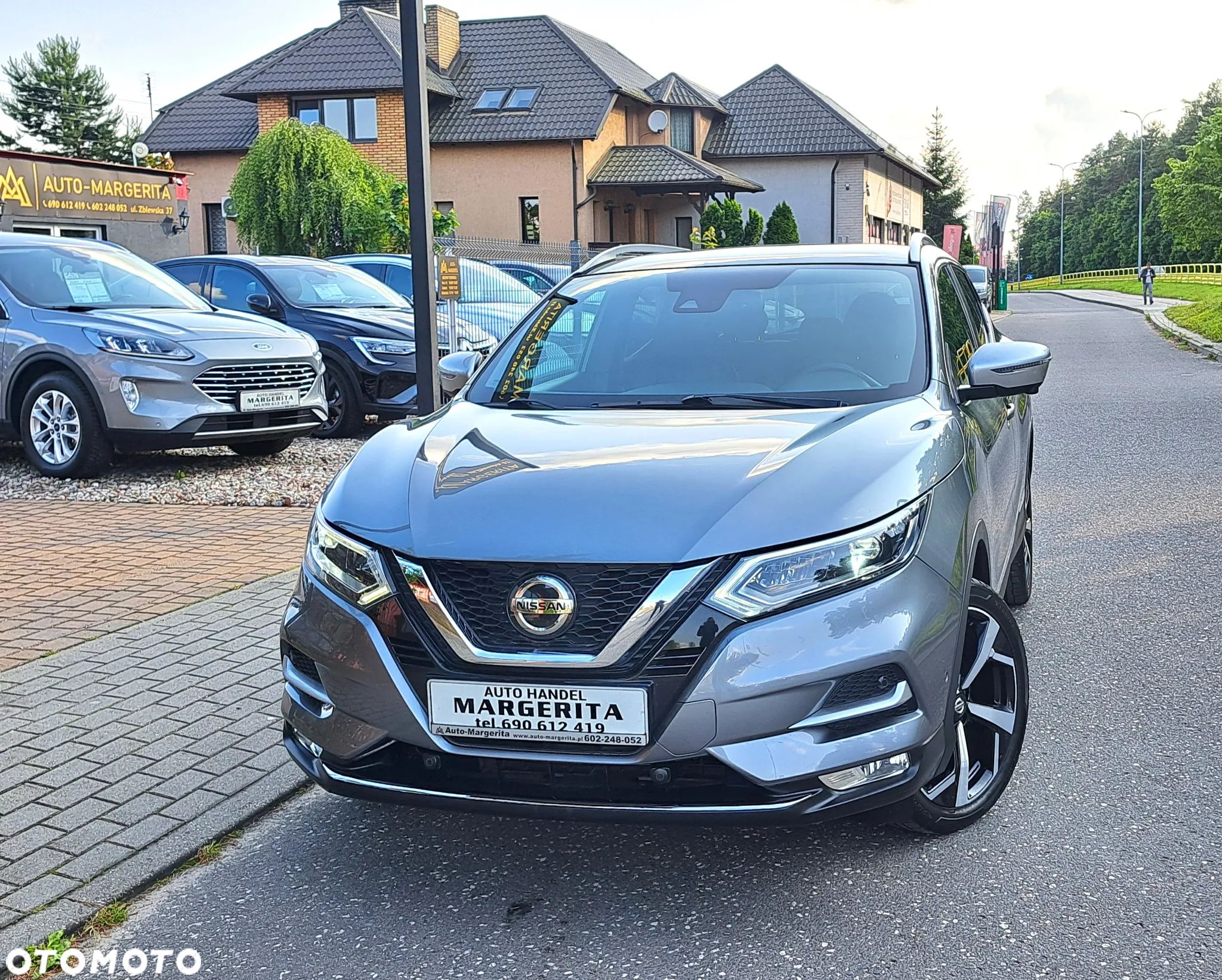 Nissan Qashqai 1.6 DCi Tekna+ - 1