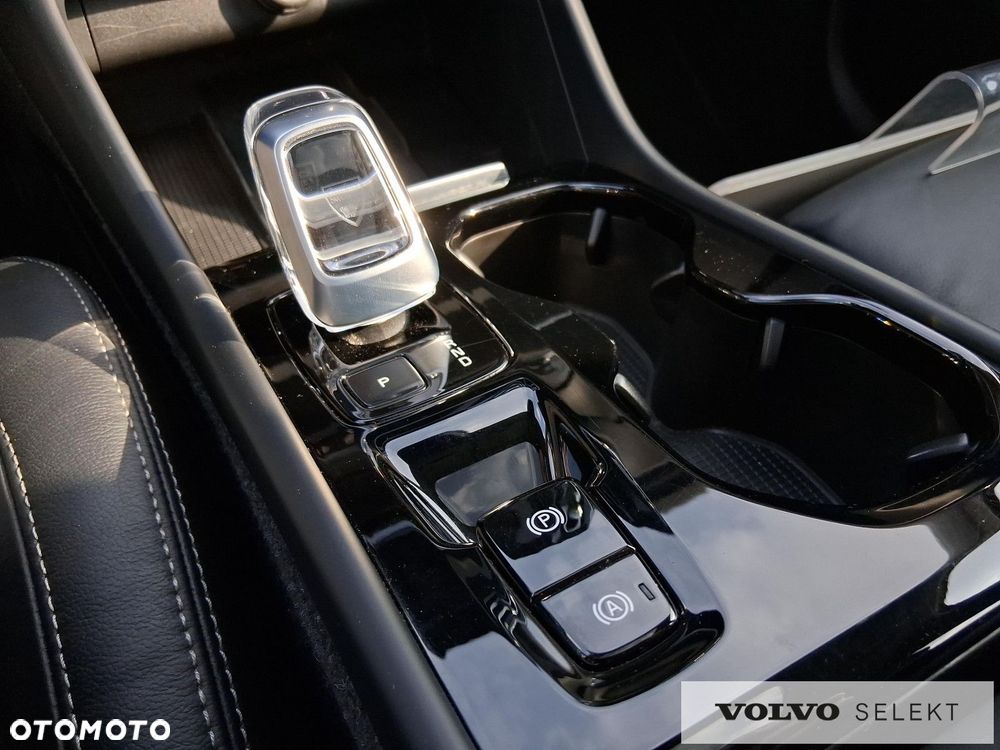 Volvo XC 40 - 15