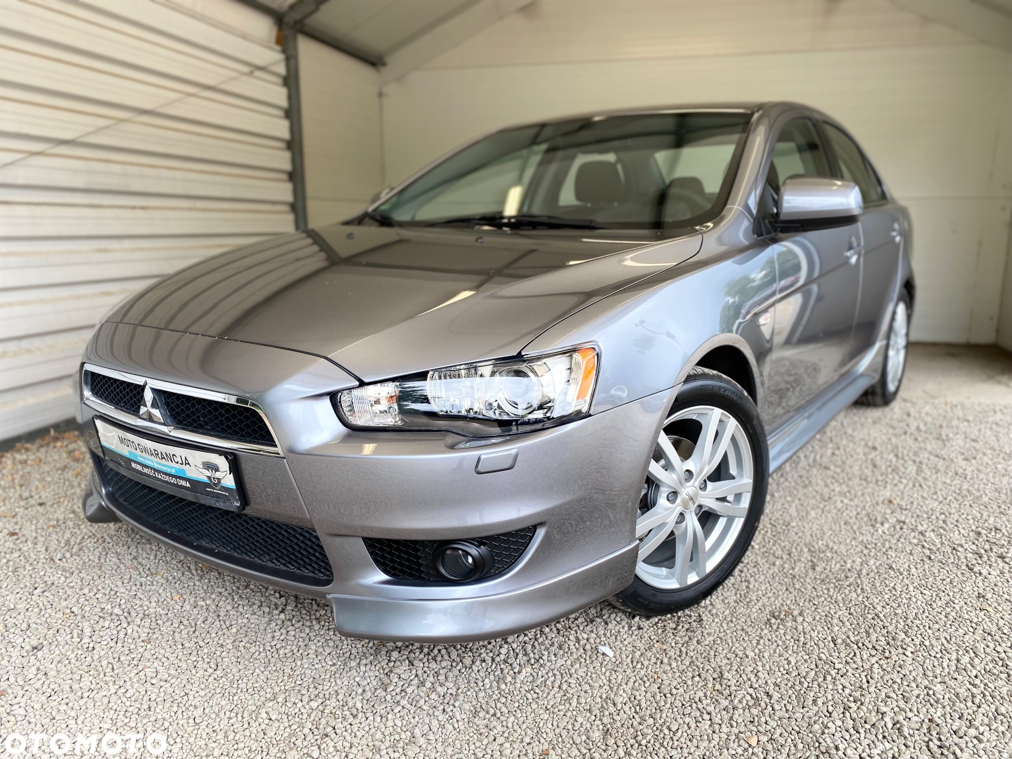 Mitsubishi Lancer 1.6 Invite - 30