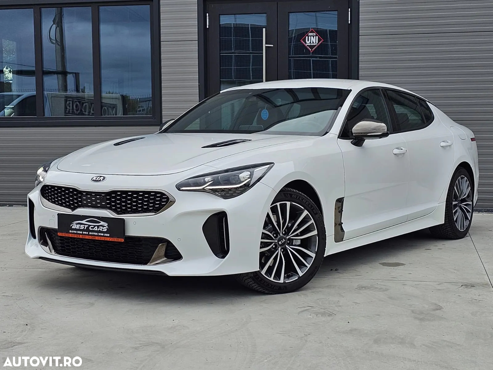 Kia Stinger 2.2 CRDI AWD GT Line - 4
