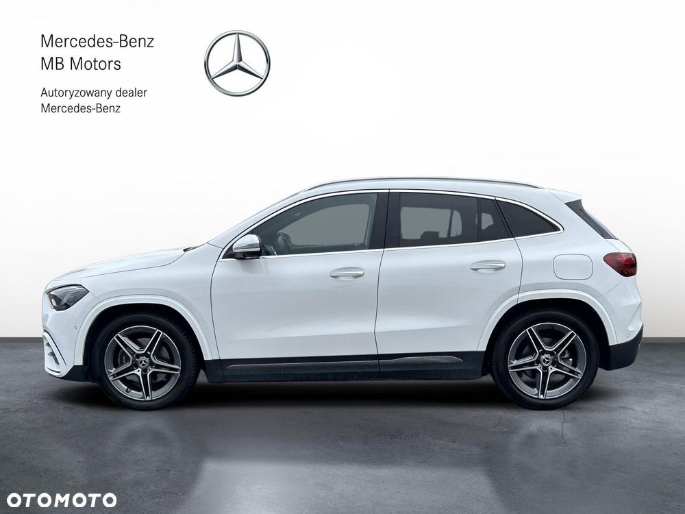 Mercedes-Benz GLA 200 AMG Line - 3