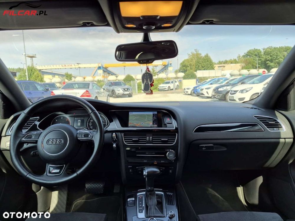 Audi A4 Avant - 19