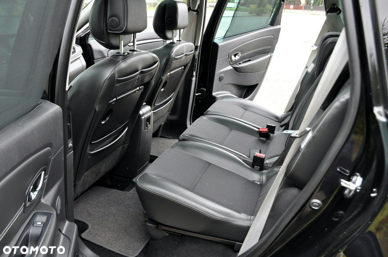 Renault Scenic - 23