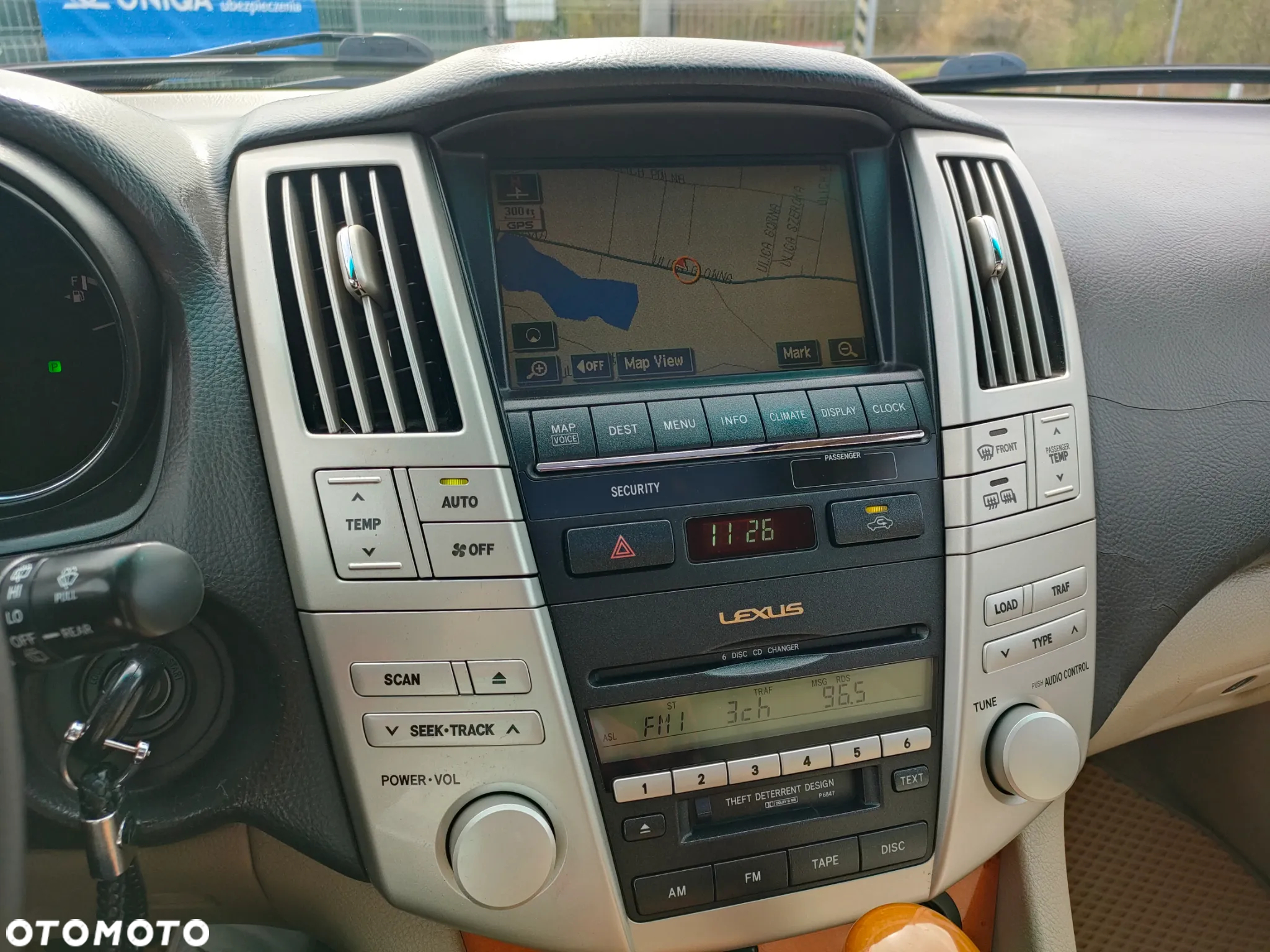 Lexus RX - 22