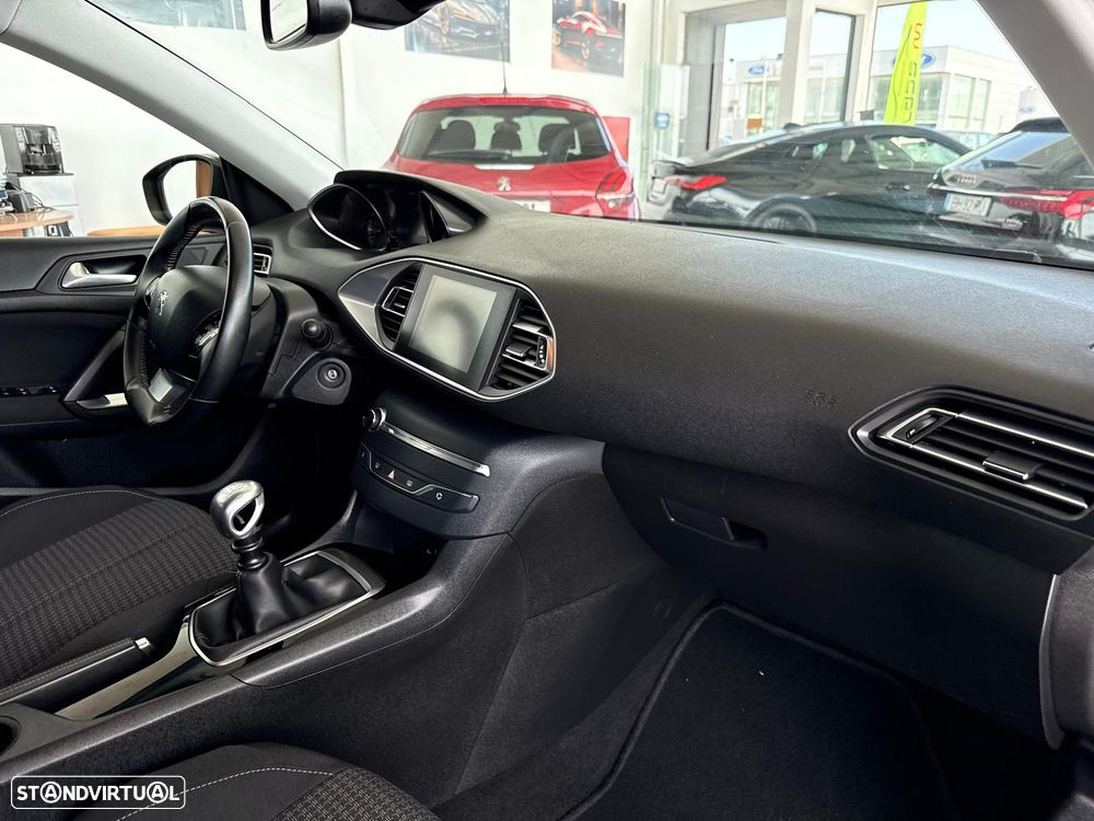 Peugeot 308 1.5 BlueHDi Active - 27