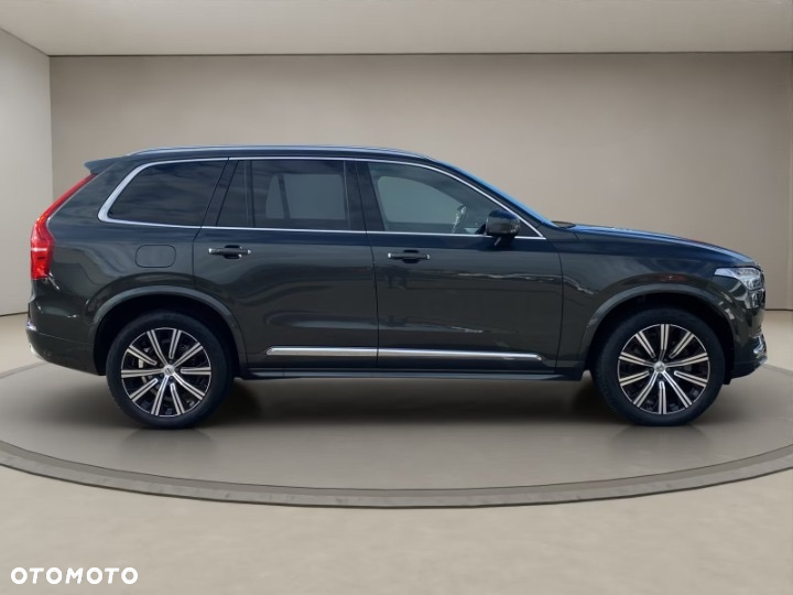 Volvo XC 90 B5 D AWD Ultimate Bright - 2
