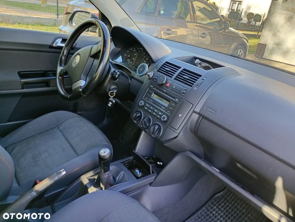 Volkswagen Polo 1.4 16V Sportline - 13