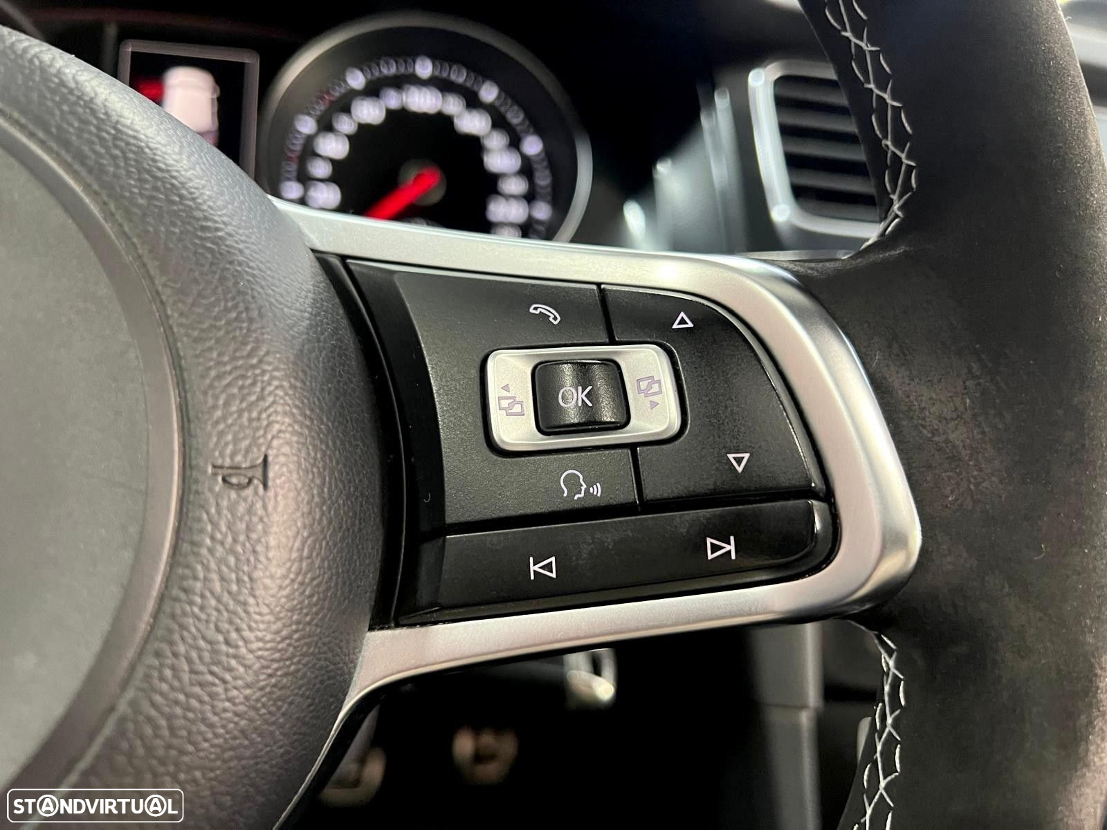 VW Golf 2.0 TDi GTD - 46